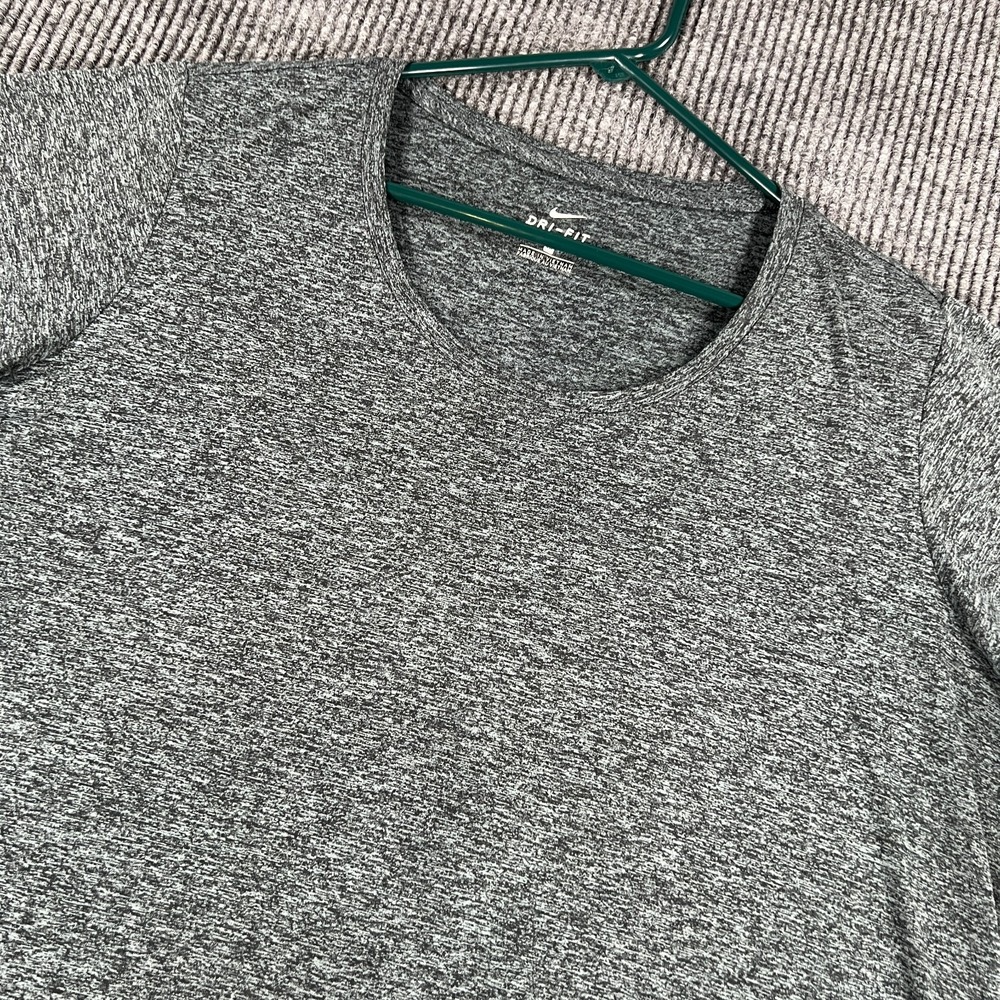 Nike Dri Fit Shirt Womens 1X Black Short Sleeve‎ Crew Workout Active Casual Gym